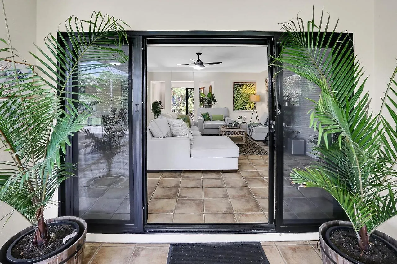 Villa Blue - Coastal Family Escape Палм-Коув